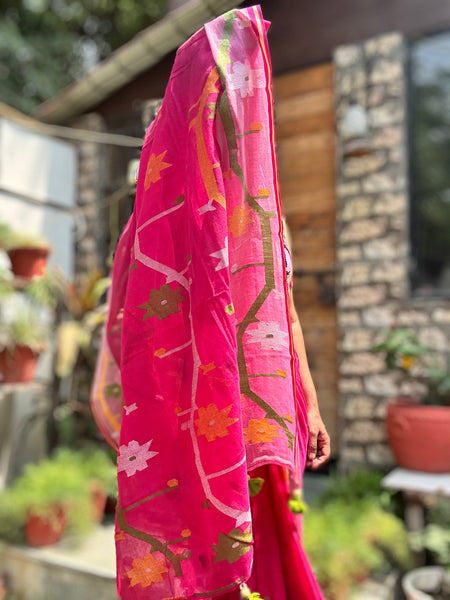 ताना-बाना- Cotton Handwoven Jamdani Saree - Hot Pink