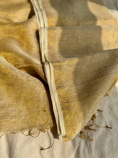 Handwoven Cream Metallic Linen Saree