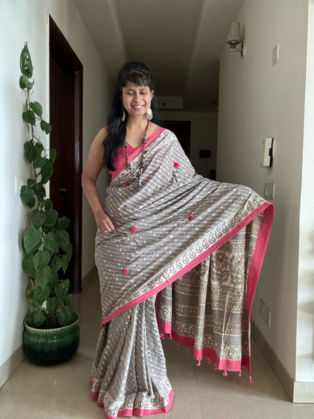 Dabu Mul cotton hand block printed saree with patchwork