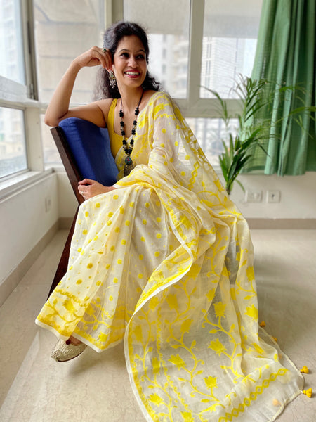 ताना-बाना-Handloom Dhakai Jamdani Saree - Bright yellow
