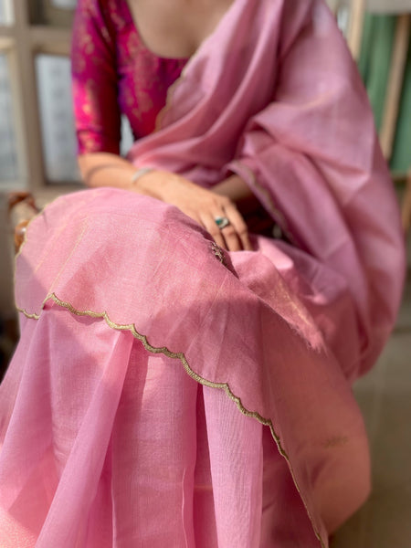 Tissue Chanderi Handwoven Saree - Booti pallu