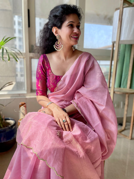 Tissue Chanderi Handwoven Saree - Booti pallu