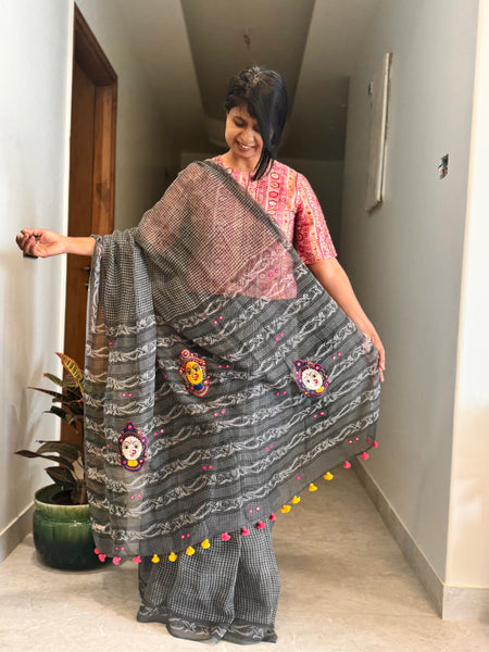 रंगमंच -kalamkari Patchwork Embroidered pallu -  Dark grey kota Doria Saree