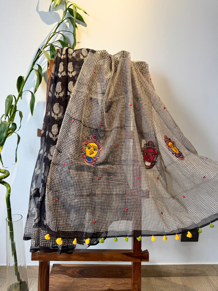 रंगमंच -kalamkari Patchwork Embroidered pallu - Black kota Doria Saree