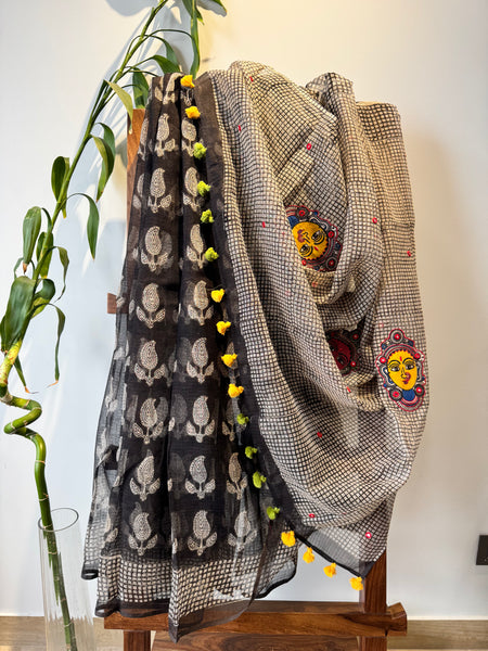 रंगमंच -kalamkari Patchwork Embroidered pallu - Black kota Doria Saree