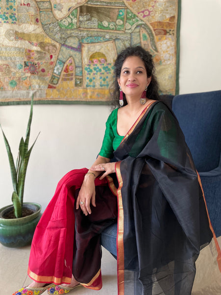 Handwoven Maheshwari Cotton Silk Saree with woven zari border