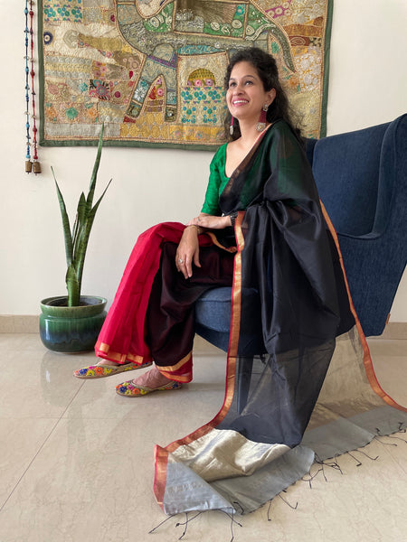 Handwoven Maheshwari Cotton Silk Saree with woven zari border