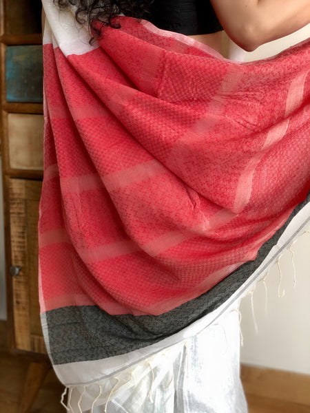 Nargis - Weaving Cotton white Saree
