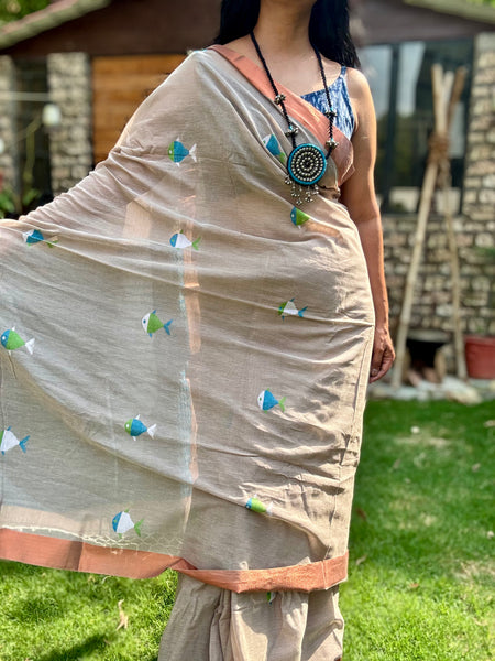 ताना-बाना- Cotton jacquard Jamdani Saree with copper zari border