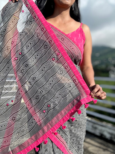 Embroidered pallu & patchwork border- kota doria saree