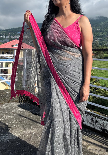 Embroidered pallu & patchwork border- kota doria saree