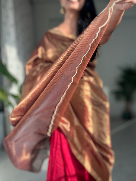 Kumkum - Zari Chanderi Handwoven Saree