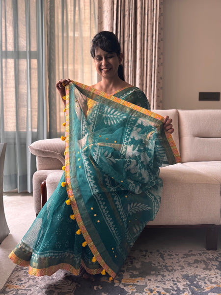 Embroidered pallu & patchwork inside border- kota doria saree