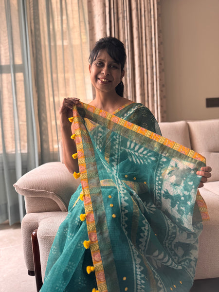 Embroidered pallu & patchwork inside border- kota doria saree