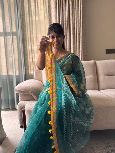 Embroidered pallu & patchwork inside border- kota doria saree