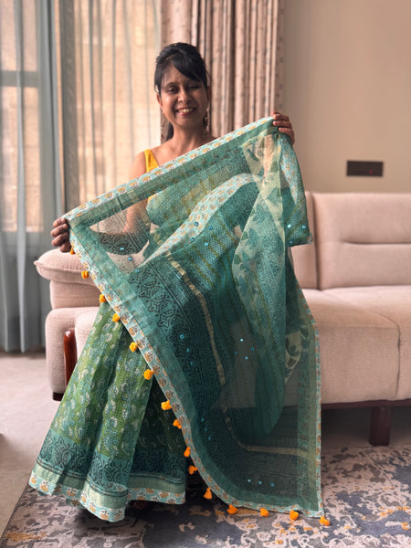 Embroidered pallu & patchwork inside border- kota doria saree