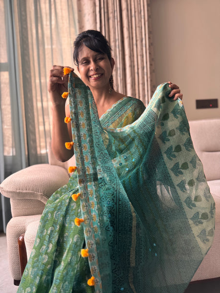 Embroidered pallu & patchwork inside border- kota doria saree
