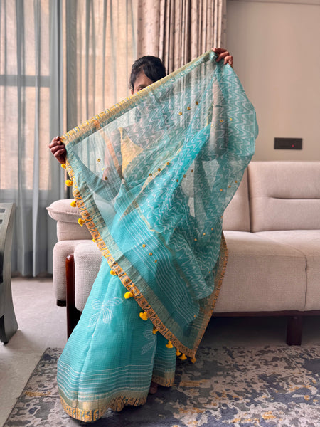 Embroidered pallu & patchwork inside border- kota doria saree