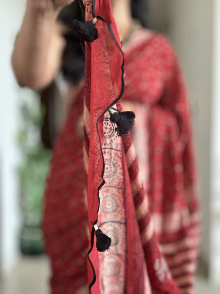 Modal voile block printed saree with scalloping