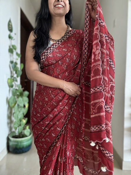 Modal voile block printed saree with scalloping