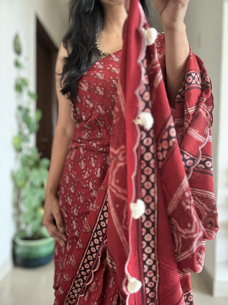 Modal voile block printed saree with scalloping