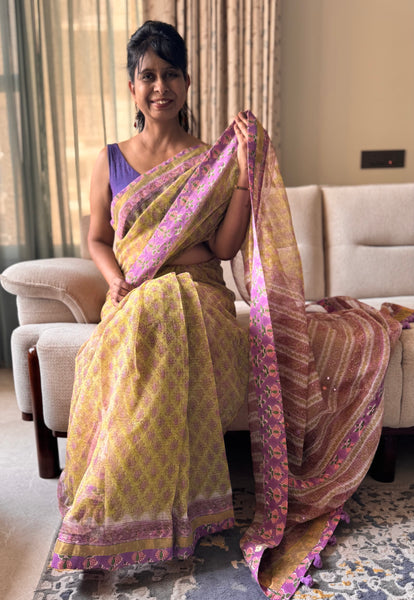 Embroidered pallu & patchwork inside border- kota doria saree
