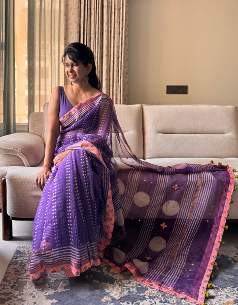 Embroidered pallu & patchwork inside border- kota doria saree