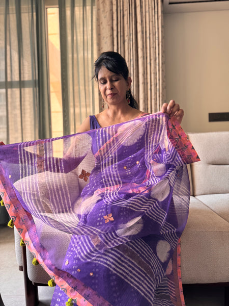 Embroidered pallu & patchwork inside border- kota doria saree