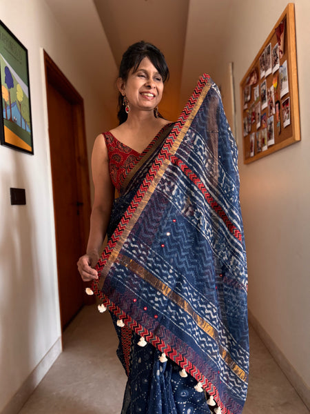 Best Seller Indigo -Embroidered pallu & patchwork inner border- kota doria saree - Lines BORDER