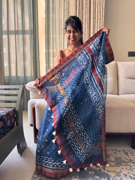 Best Seller Indigo -Embroidered pallu & patchwork inner border- kota doria saree - Lines BORDER