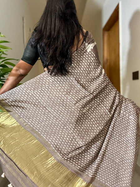 vasundhra - Modal Silk hand handblock printed saree with zari pallu