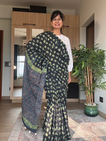 Anar Rang - Cotton block printed saree