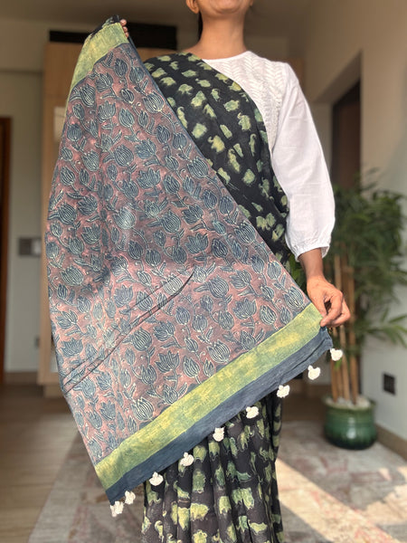 Anar Rang - Cotton block printed saree
