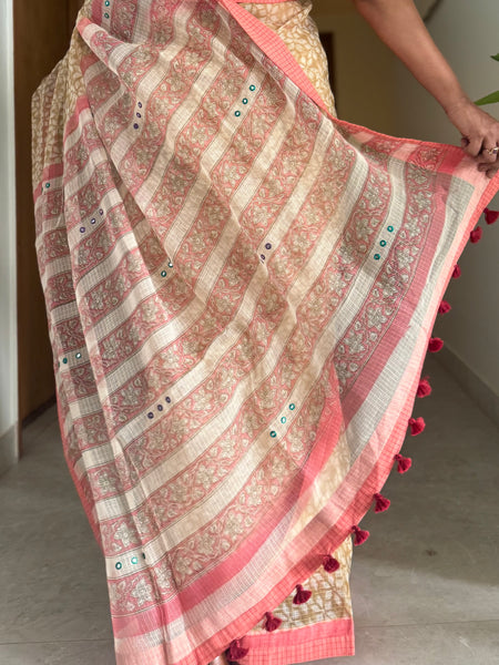 Embroidered pallu & patchwork border- kota doria saree