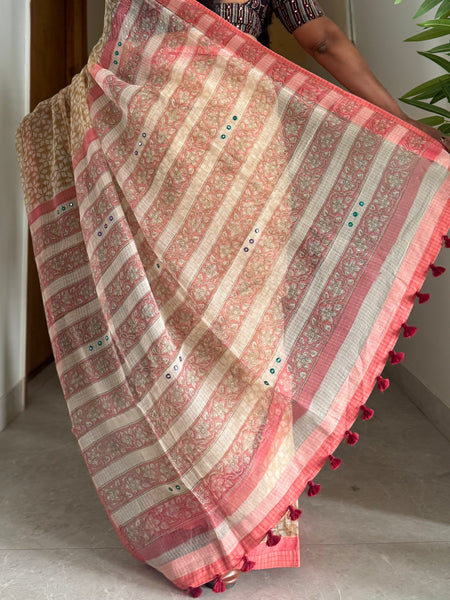 Embroidered pallu & patchwork border- kota doria saree