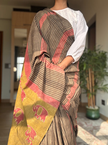 Anar Rang - Cotton block printed saree