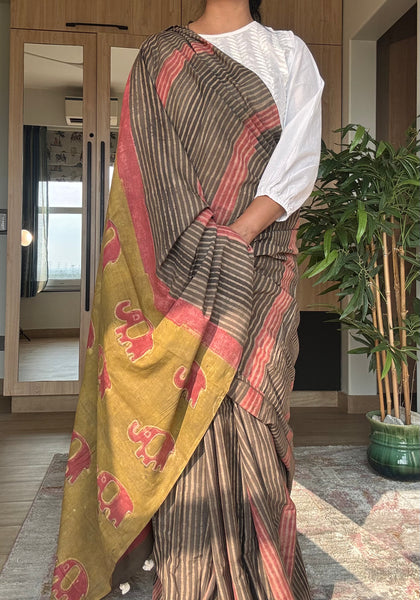 Anar Rang - Cotton block printed saree