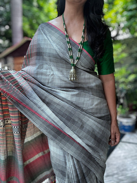 Handspun Bhujodi Cotton Saree - Dhoop Chhaon