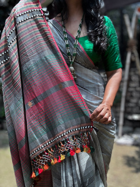 Handspun Bhujodi Cotton Saree - Dhoop Chhaon
