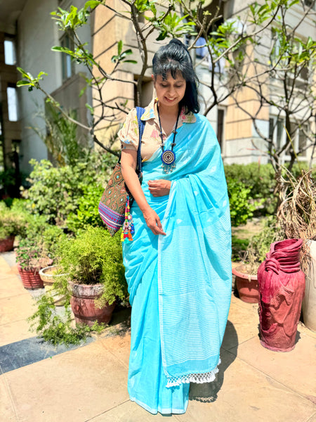Neela- jacquard buta cotton saree