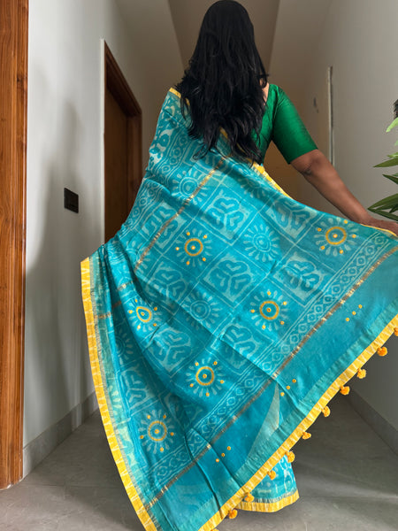 Embroidered Pallu & Soft Ikkat Patchwork Border- Cotton Silk Block Printed Saree