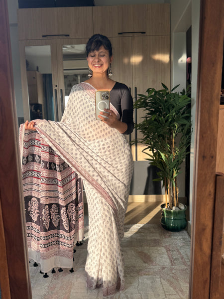 Bagh Naturally Dyed Georgette Saree - white