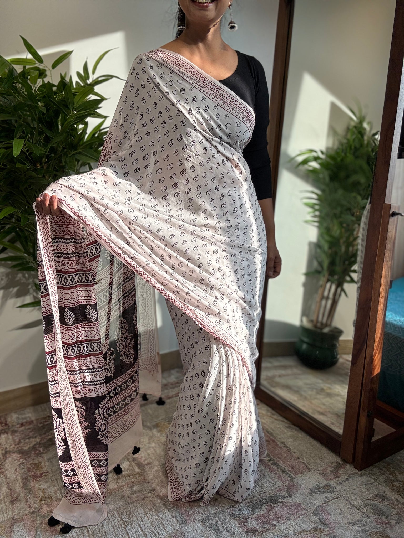 Bagh Naturally Dyed Georgette Saree - white