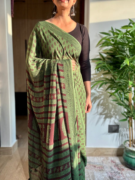 Bagh Naturally Dyed Georgette Saree - Green