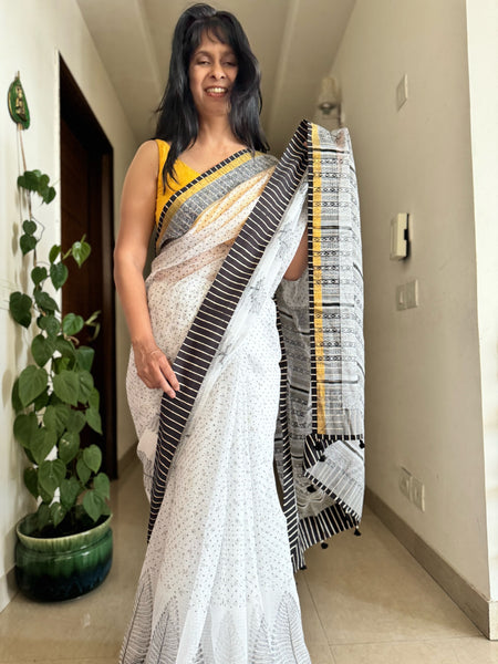 kota doria cotton saree with patchwork border - Lines