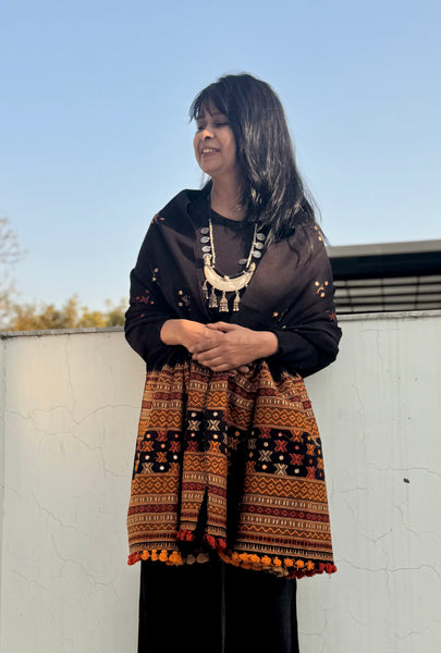 BLACK - KACCHI WOOLEN HANDWOVEN SHAWL - ACRYLIC WOOL