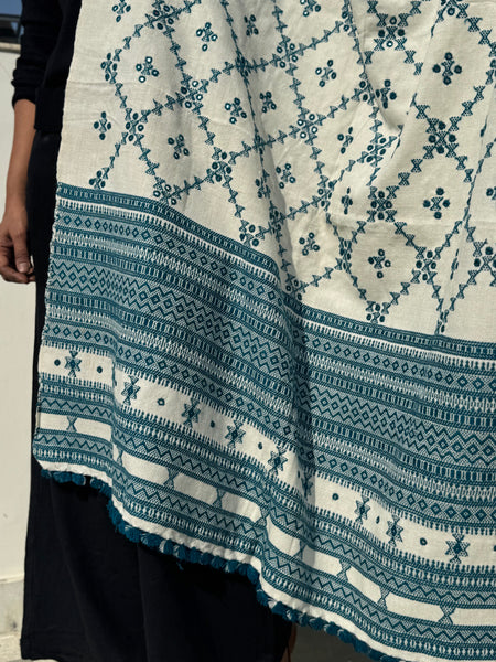 WHITE - KACCHI WOOLEN HANDWOVEN SHAWL - ACRYLIC WOOL