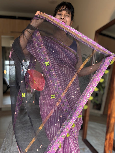 Embroidered pallu & patchwork inside border- kota doria saree