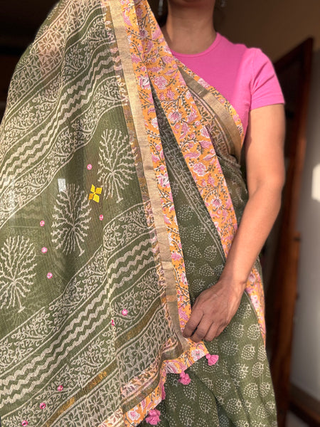 Embroidered pallu & patchwork inside border- kota doria saree