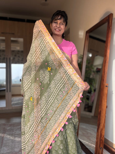 Embroidered pallu & patchwork inside border- kota doria saree